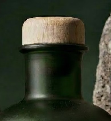 Detalle del tapón de madera de la botella Andelux